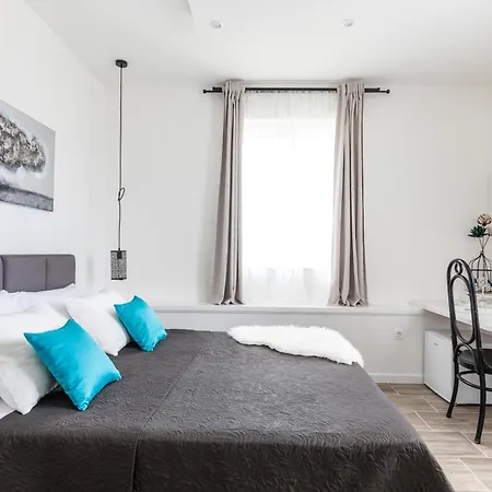 Seabed 게스트하우스 4*